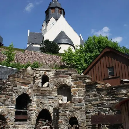 Dreibettzimmer In Wiesa Gasthof Thermalbad Wiesenbad